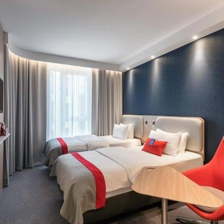 Holiday Inn Express - Kaiserslautern By Ihg Exterior foto