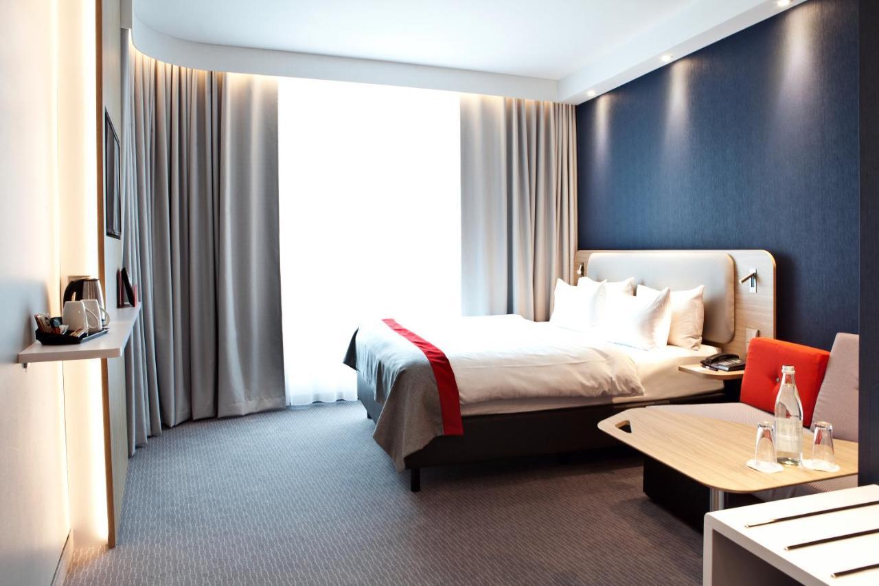 Holiday Inn Express - Kaiserslautern By Ihg Exterior foto