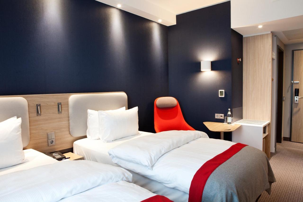 Holiday Inn Express - Kaiserslautern By Ihg Exterior foto